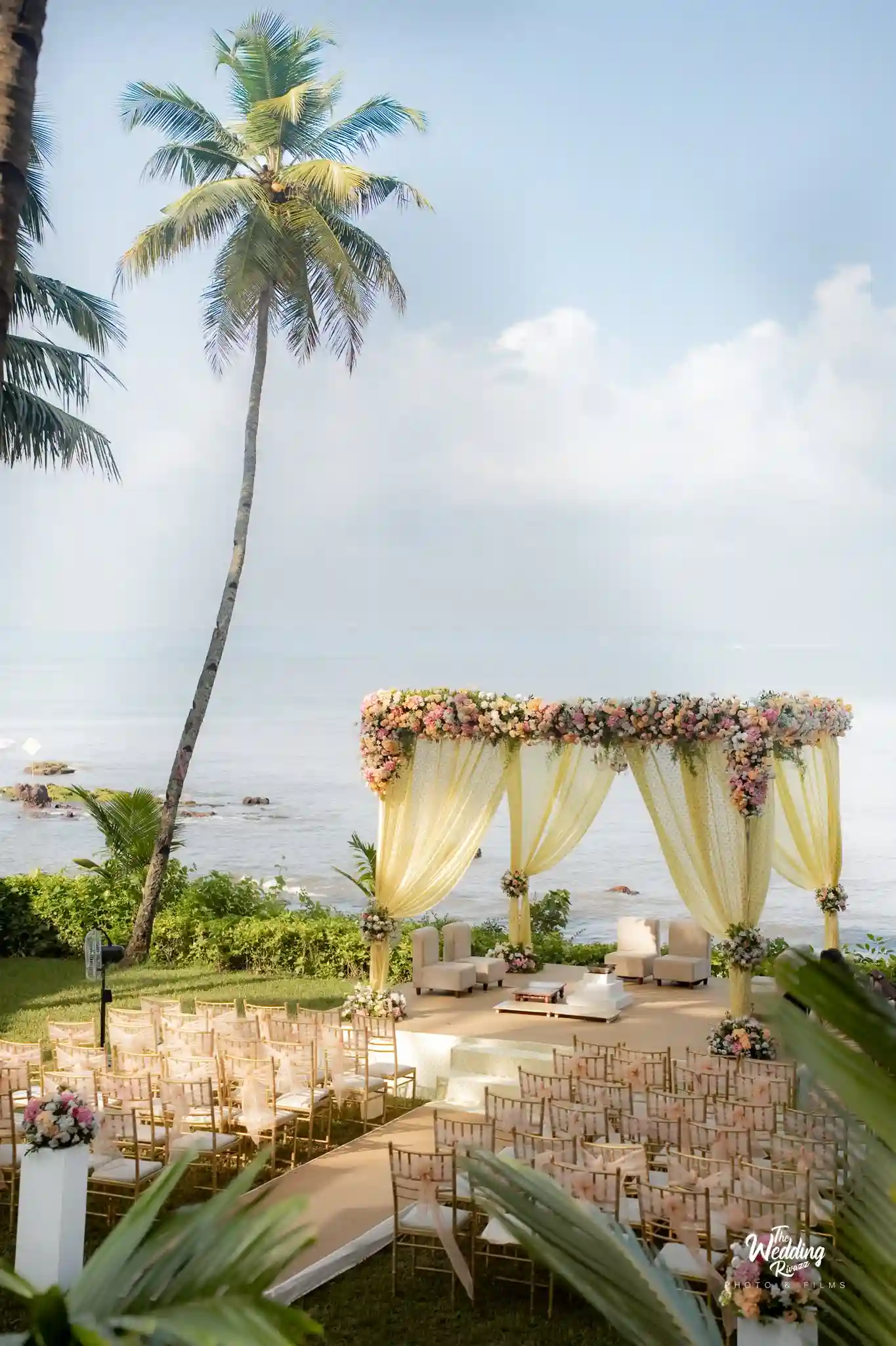 Ombre Floral Mandap Design